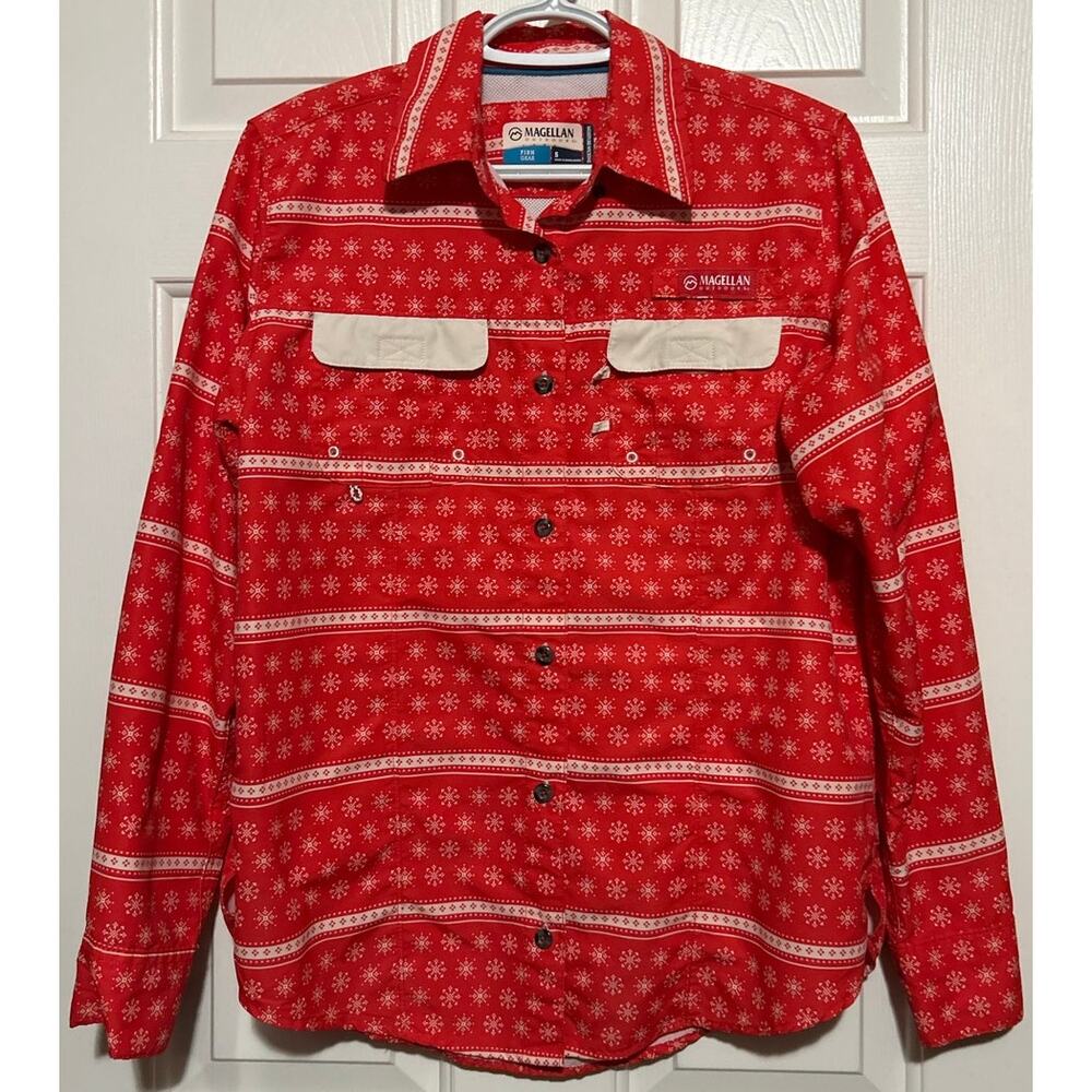 Magellan Outdoors Womens Christmas Red Relaxed Fit Gear Long Sleeve Shirt Size S